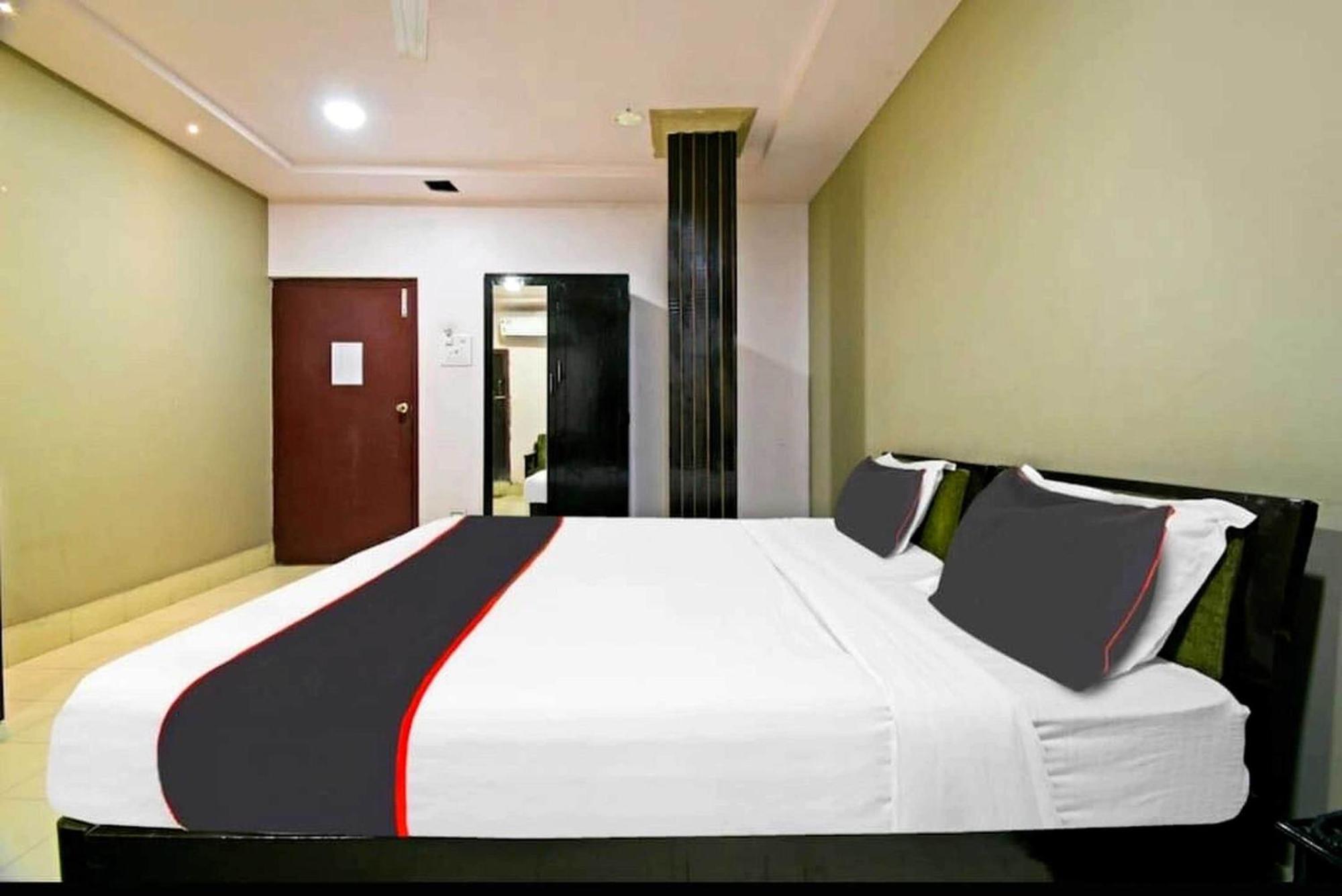 Collection O Megha Resort Jorhat Exterior photo