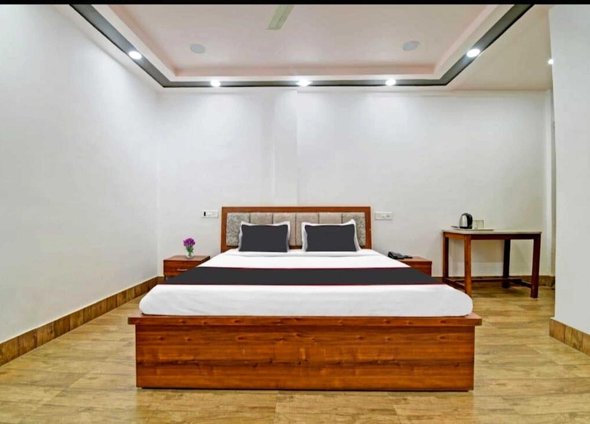 Collection O Megha Resort Jorhat Exterior photo